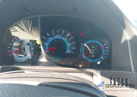 2011 Ford Fusion Sel z USA, uszkodzony, nr VIN 3FAHP0JG8BR176992